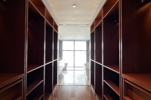 Condo in Sathon, Bangkok, Thailand, 4 bedrooms № 201281 - photo 5