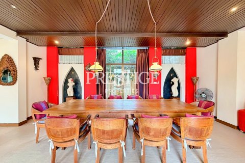 Maison à Pattaya, Thaïlande 5 chambres № 197894 - photo 8