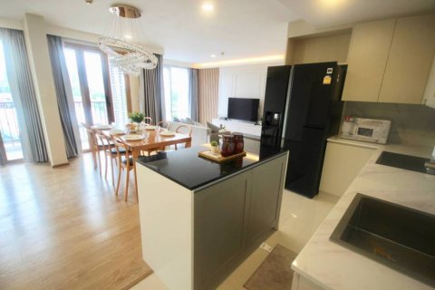 Condominio de 3 dormitorios en Bangkok, Tailandia № 172827 - foto 3