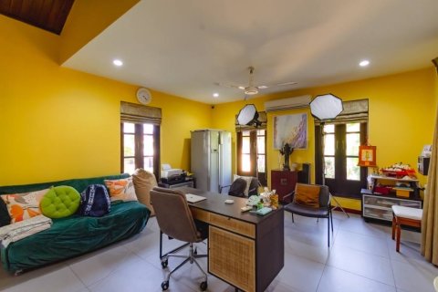Chalet de 5 dormitorios en Hua Hin, Tailandia № 172824 - foto 8