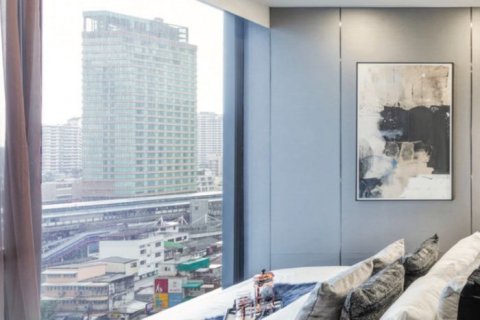Condominio de 2 dormitorios en Khlong Toei, Bangkok, Tailandia № 133833 - foto 16