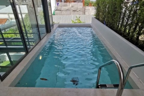 Villa in Watthana, Bangkok, Thailand 4 Schlafzimmer № 133832 - Foto 23