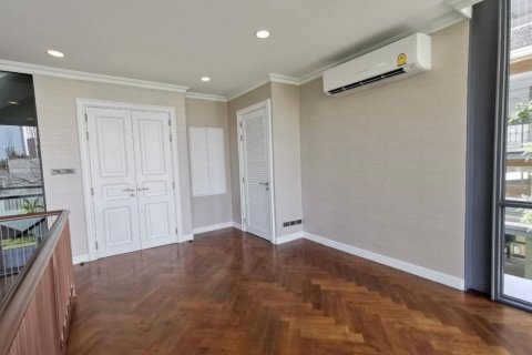 Villa in Watthana, Bangkok, Thailand 4 Schlafzimmer № 133832 - Foto 22