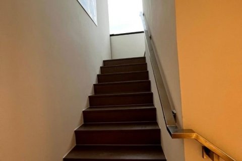Condominio de 2 dormitorios en Khlong Toei, Bangkok, Tailandia № 133830 - foto 8