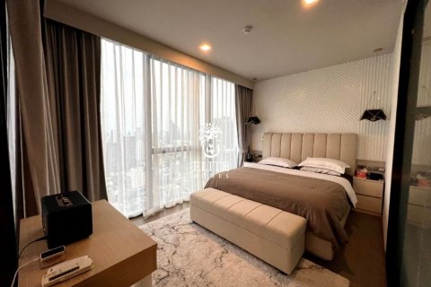 Condominio de 2 dormitorios en Khlong Toei, Bangkok, Tailandia № 133830 - foto 21