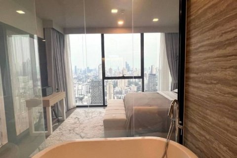 Condominio de 2 dormitorios en Khlong Toei, Bangkok, Tailandia № 133830 - foto 13