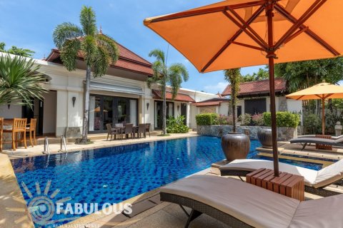 Chalet de 4 dormitorios en Bang Tao, Tailandia № 179480 - foto 6