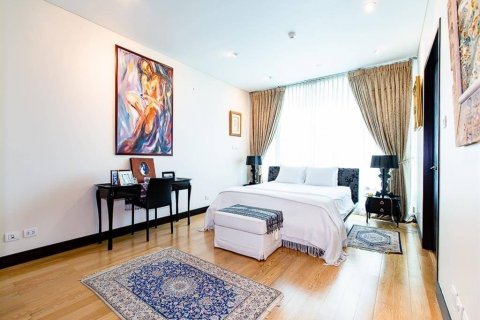 Condominio de 3 dormitorios en Pathum Wan, Bangkok, Tailandia № 134054 - foto 8
