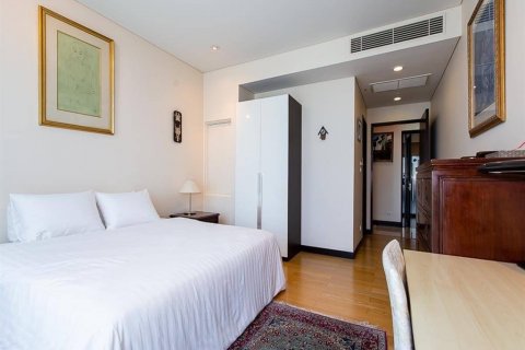 Condominio de 3 dormitorios en Pathum Wan, Bangkok, Tailandia № 134054 - foto 9