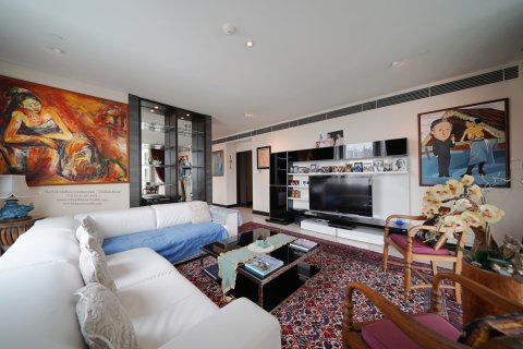 Condominio de 3 dormitorios en Pathum Wan, Bangkok, Tailandia № 134054 - foto 12