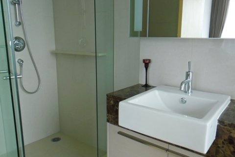 Condominio de 2 dormitorios en Bangkok, Tailandia № 144086 - foto 11