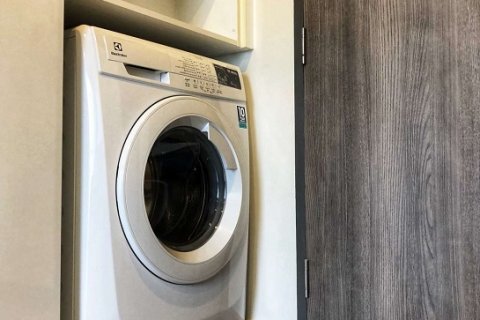 Condominio de 1 dormitorio en Bangkok, Tailandia № 144090 - foto 10