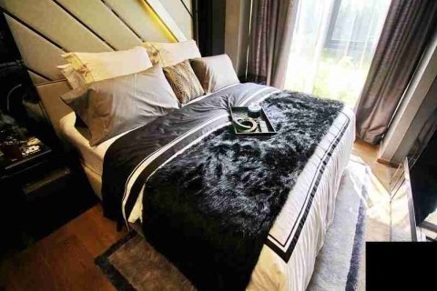 Condominio de 1 dormitorio en Bangkok, Tailandia № 183696 - foto 28