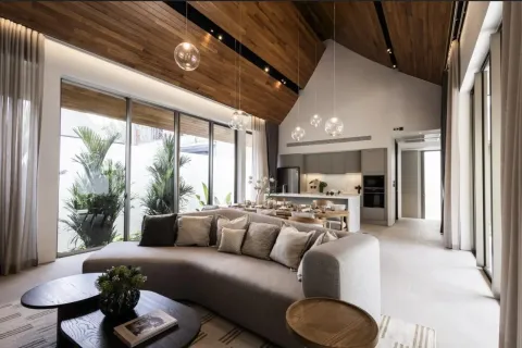 Casa de 3 dormitorios en Layan Beach, Tailandia № 157341 - foto 5