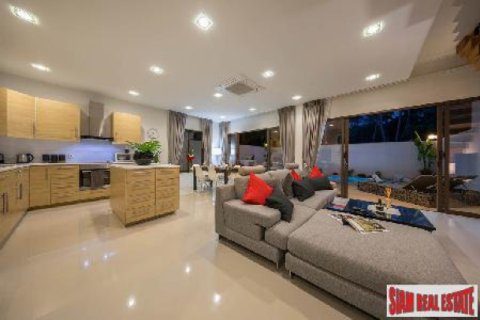 Dúplex de 3 dormitorios en Ko Samui, Tailandia № 202585 - foto 2