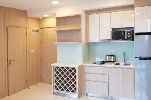Condominio de 1 dormitorio en Pattaya, Tailandia № 204190 - foto 3