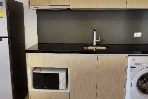 Condominio de 1 dormitorio en Jomtien Beach, Pattaya, Tailandia № 204188 - foto 4