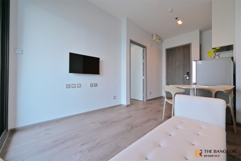 Eigentumswohnung in Bangkok, Thailand, 1 Schlafzimmer  № 184216 - Foto 3