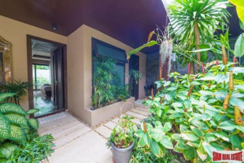 Chalet de 5 dormitorios en Surat Thani, Tailandia № 203165 - foto 5