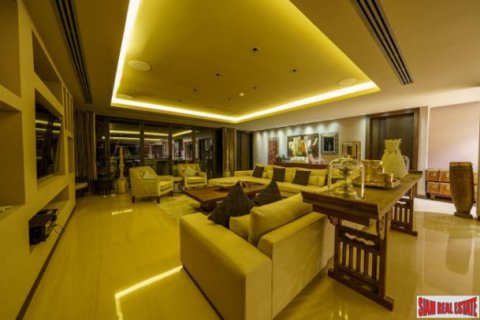 Chalet de 5 dormitorios en Surat Thani, Tailandia № 203165 - foto 3