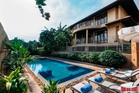 Casa de 4 dormitorios en Ko Samui, Tailandia № 203169