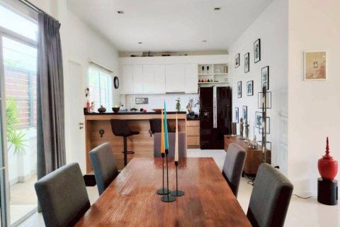 Chalet de 3 dormitorios en Hua Hin, Tailandia № 146809 - foto 5