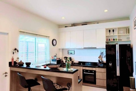 Chalet de 3 dormitorios en Hua Hin, Tailandia № 146809 - foto 6