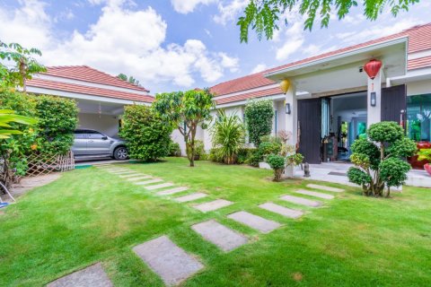 Casa de 4 dormitorios en Hua Hin, Tailandia № 66532 - foto 3