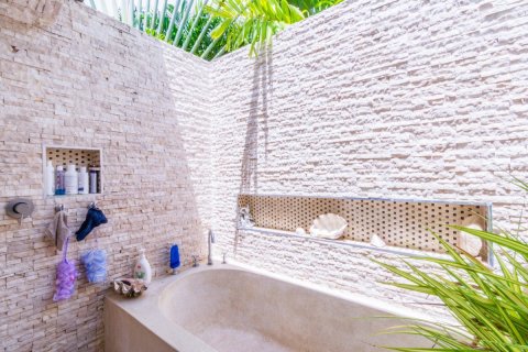 Casa de 4 dormitorios en Hua Hin, Tailandia № 66532 - foto 22