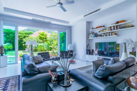Casa de 4 dormitorios en Hua Hin, Tailandia № 66532 - foto 8