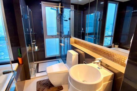 Condominio de 1 dormitorio en Bangkok, Tailandia № 66538 - foto 14