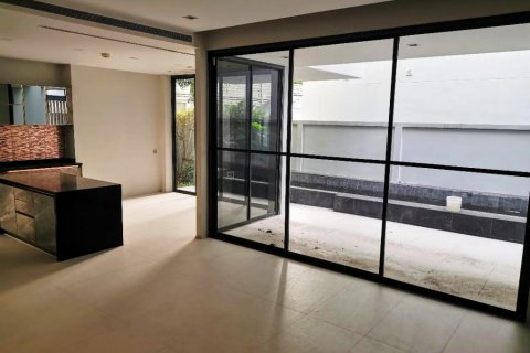 Casa de 4 dormitorios en Bangkok, Tailandia № 66557 - foto 9