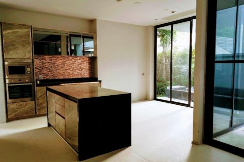 Casa de 4 dormitorios en Bangkok, Tailandia № 66557 - foto 7