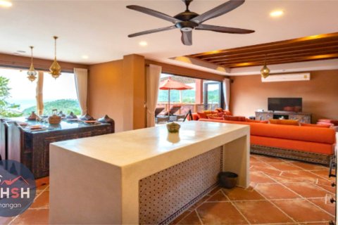 Villa in Koh Pha Ngan, Thailand 4 bedrooms № 179956 - photo 6