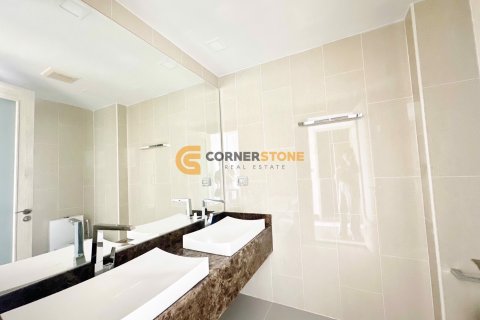 Estudio en el condominio en Jomtien Beach, Pattaya, Tailandia № 204886 - foto 12