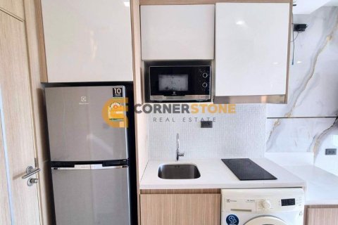Condominio de 1 dormitorio en Pattaya, Tailandia № 204882 - foto 4