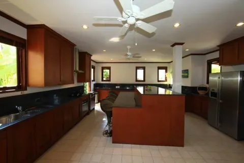 Haus in Bang Tao, Thailand 4 Schlafzimmer № 3285 - Foto 4