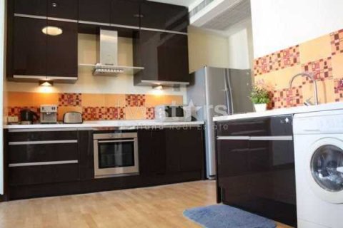 Condominio de 2 dormitorios en Bangkok, Tailandia № 67004 - foto 6