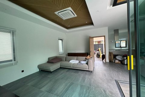Casa de 2 dormitorios en Phuket, Tailandia № 67008 - foto 8
