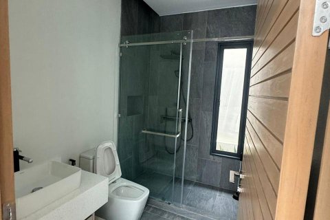 Casa de 2 dormitorios en Phuket, Tailandia № 67008 - foto 10