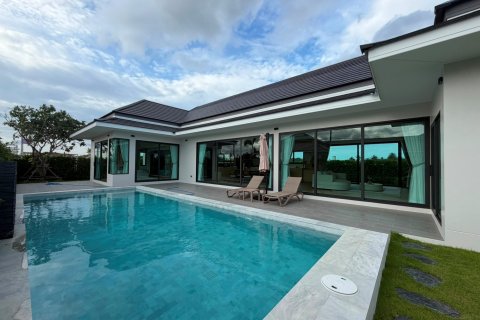 Chalet de 3 dormitorios en Pran Buri, Tailandia № 170209 - foto 18