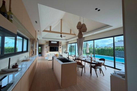 Chalet de 3 dormitorios en Pran Buri, Tailandia № 170209 - foto 9
