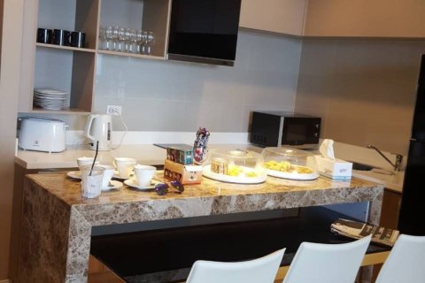 Condo in Sathon, Bangkok, Thailand, 2 bedrooms № 169315 - photo 7