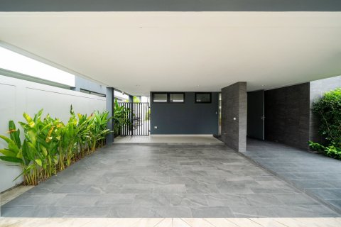 Chalet de 5 dormitorios en Phuket, Tailandia № 151651 - foto 4