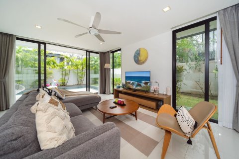 Chalet de 5 dormitorios en Phuket, Tailandia № 151651 - foto 6