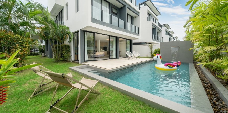 Chalet de 5 dormitorios en Phuket, Tailandia № 151651