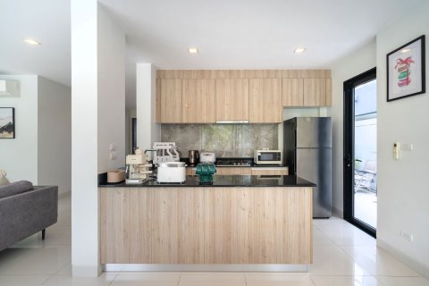 Chalet de 5 dormitorios en Phuket, Tailandia № 151651 - foto 10