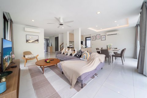 Chalet de 5 dormitorios en Phuket, Tailandia № 151651 - foto 7