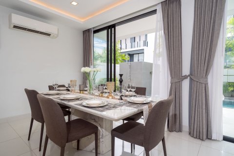 Chalet de 5 dormitorios en Phuket, Tailandia № 151651 - foto 9