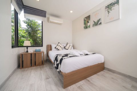 Chalet de 5 dormitorios en Phuket, Tailandia № 151651 - foto 13